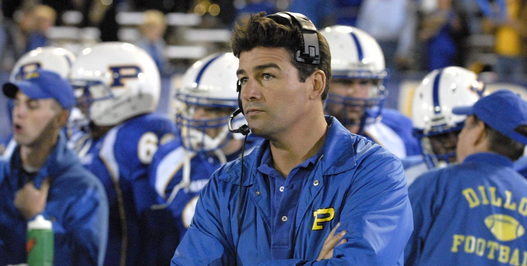 Coach Eric Taylor (Kyle Chandler) in Friday Night Lights