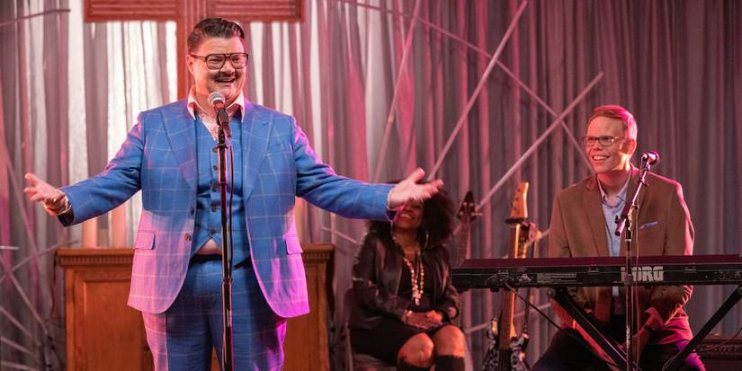 Fred Rococo (Murray Hill) and Joel (Jeff Hiller) in HBO's Somebody Somewhere