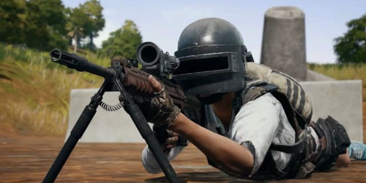 pubg character looking down a sniper scope 