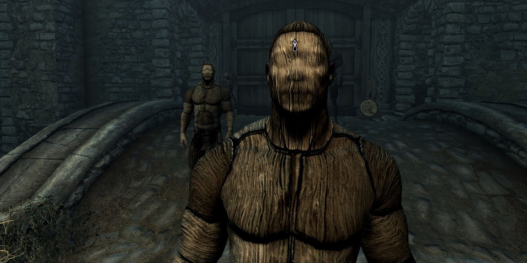 Creepy image from The Elder Scrolls 5: Skyrim showing a couple of mannequins.