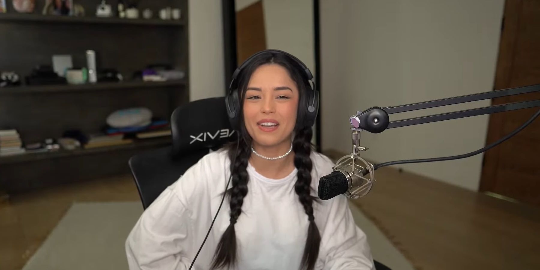 Valkyrae Clears Unnecessary Beef With QTCinderella in the Most