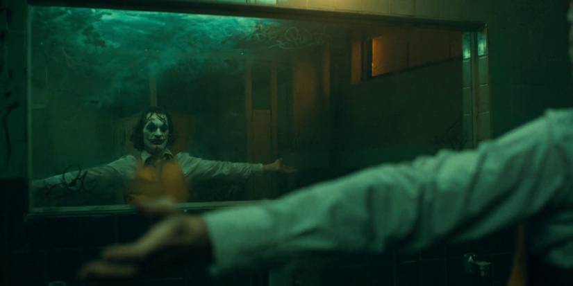 arthur fleck's joker bathroom dance