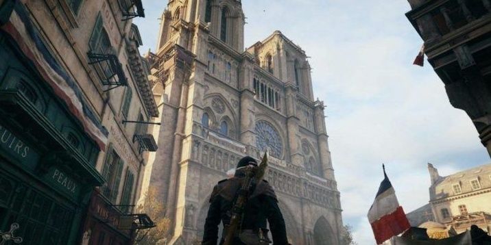 The character Arno looking up at a building in Assassin's Creed Unity