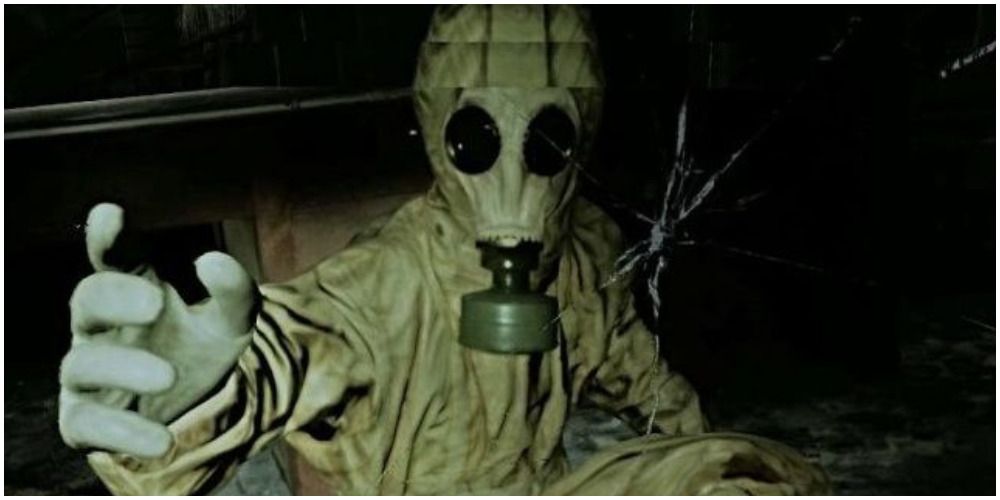 Chernobylite Gas Mask