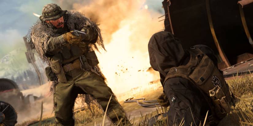 CoD Warzone Golem Aiming Pistol Cropped