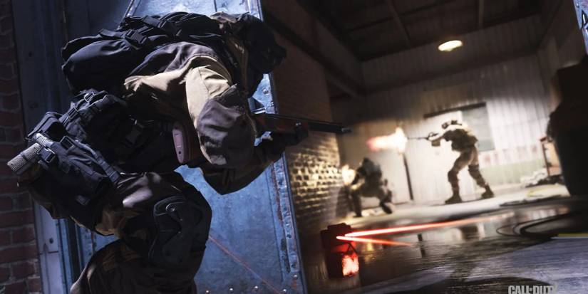 CoD Warzone Soldier Flanking 1800