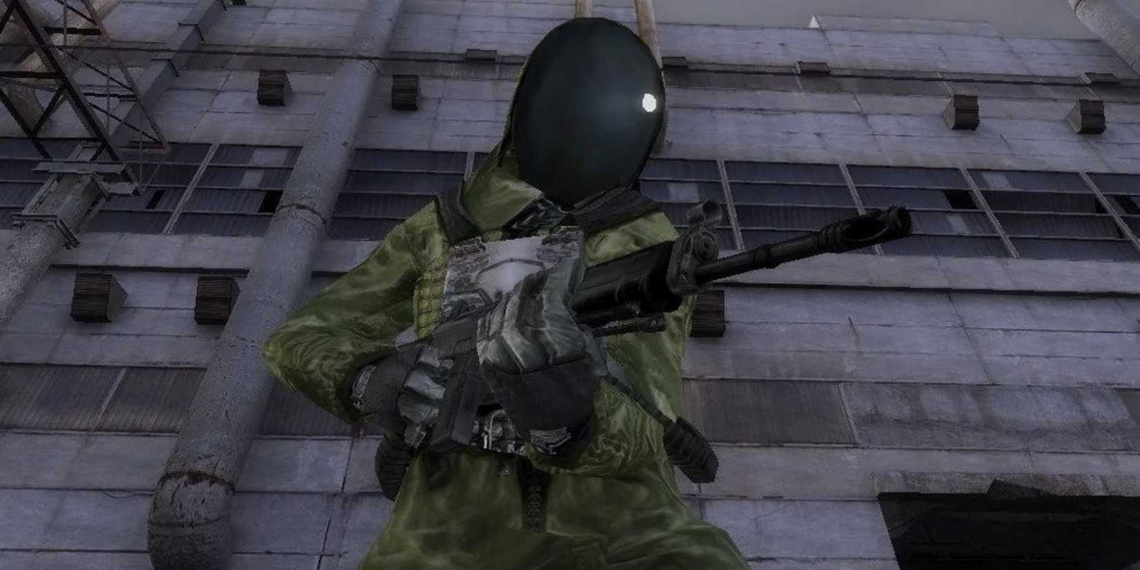 A Stalker wearing an Ecologist SSP-99M Suit in STALKER: Shadow of Chernobyl