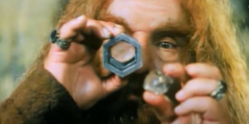 Gimli in glittering caves