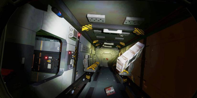 Hardspace-Shipbreaker---going through a hallway