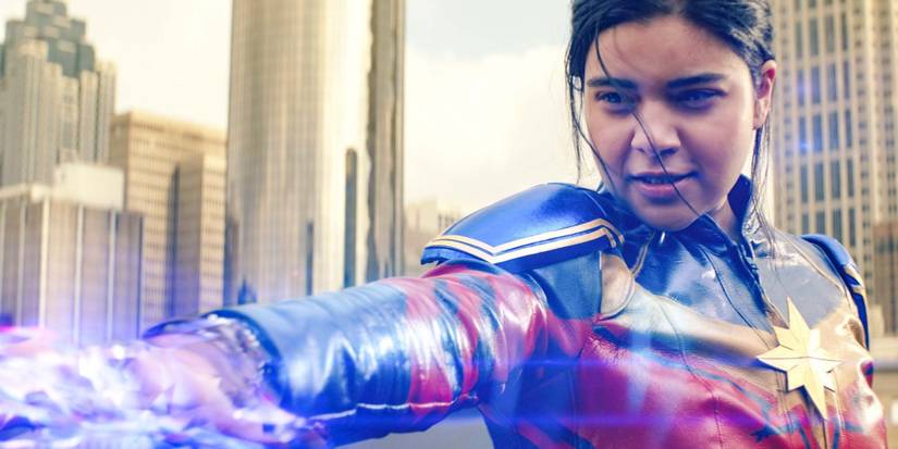 Kamala using her powers in Ms Marvel
