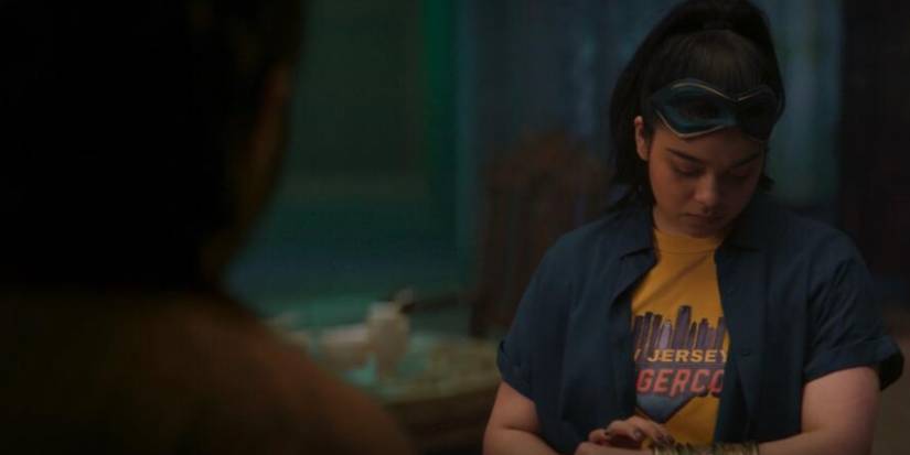 Kamala wears an Avengers Con tee in Ms Marvel Episode 4