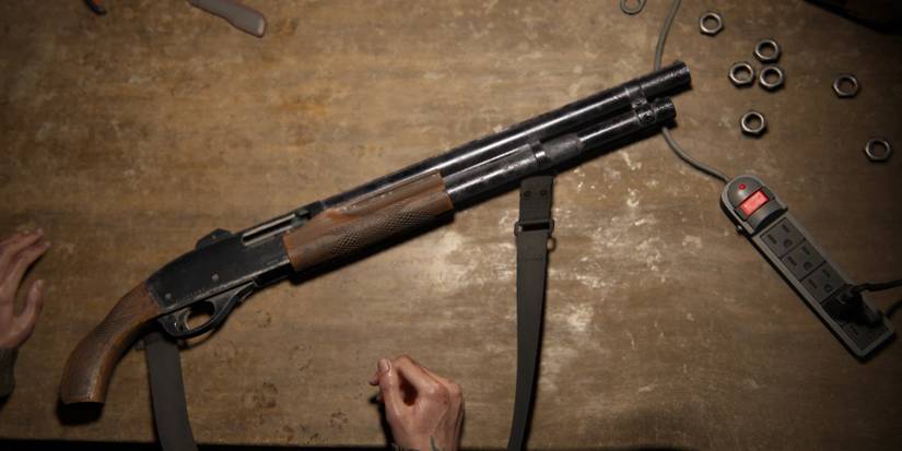 Pump Shotgun in The Last of Us