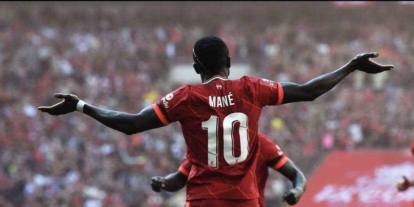 Sadio Mane playing for Liverpool