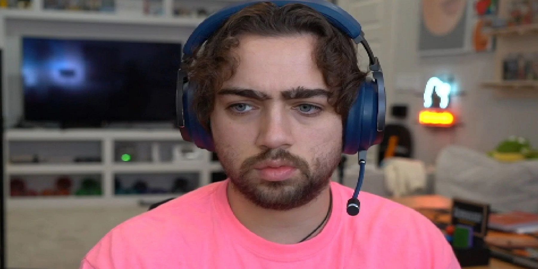 After educating himself, Mizkif is not going to a lucrative Fortnite event in Saudi Arabia.