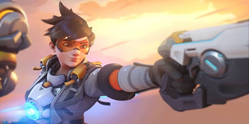 overwatch-2-tracer-aims-gun