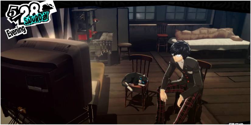 Joker and Morgana watching a DVD.