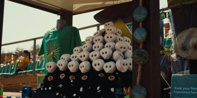 An alien gift shop in Nope