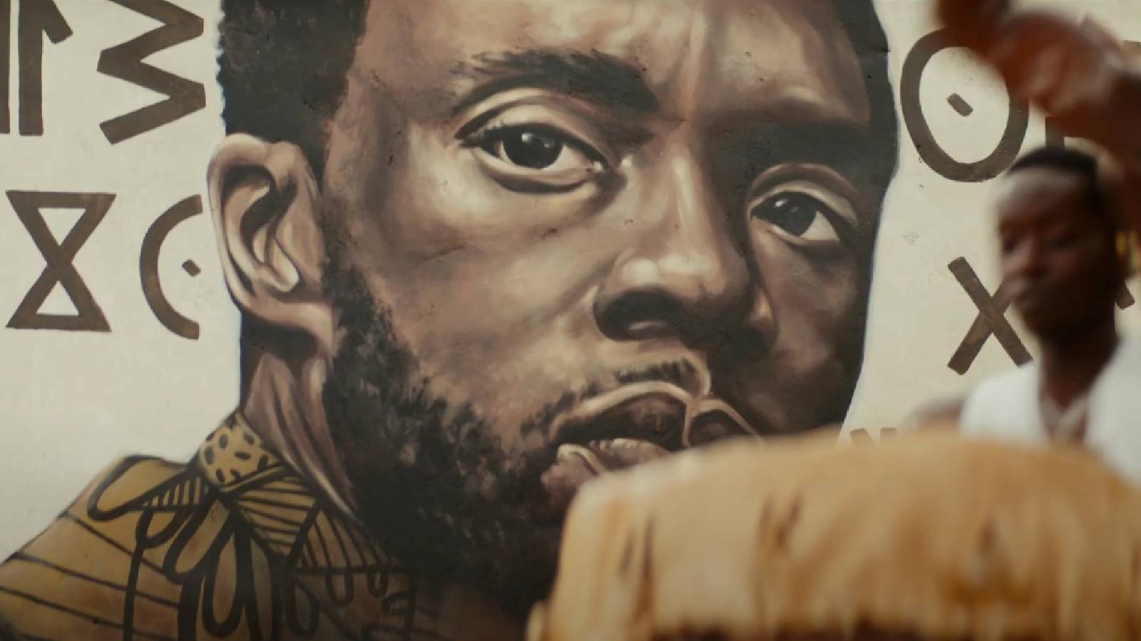 Chadwick Boseman Graffiti art in Black Panther: Wakanda Forever