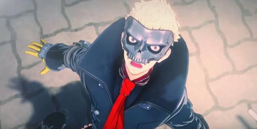 Ryuji in mask.