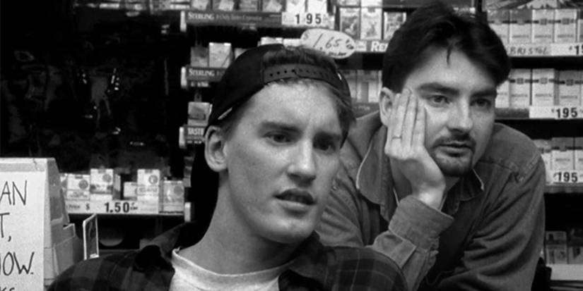 Dante and Randal stand behind the counter in Clerks