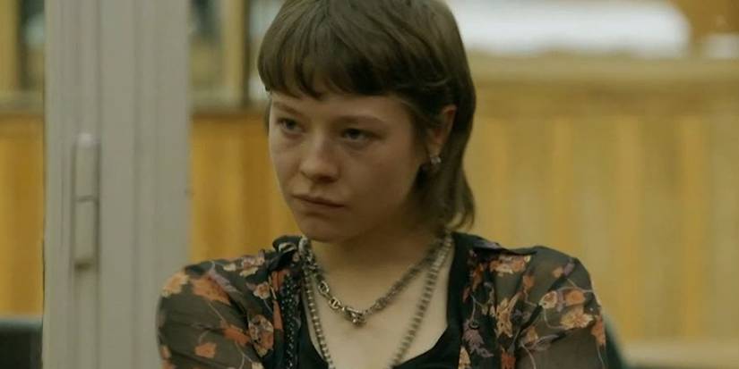 Emma DArcy in Baptiste