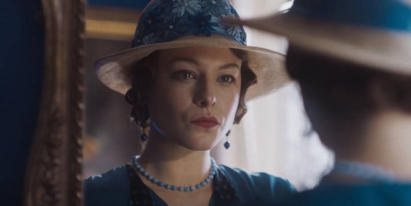 Emma DArcy in Mothering Sunday