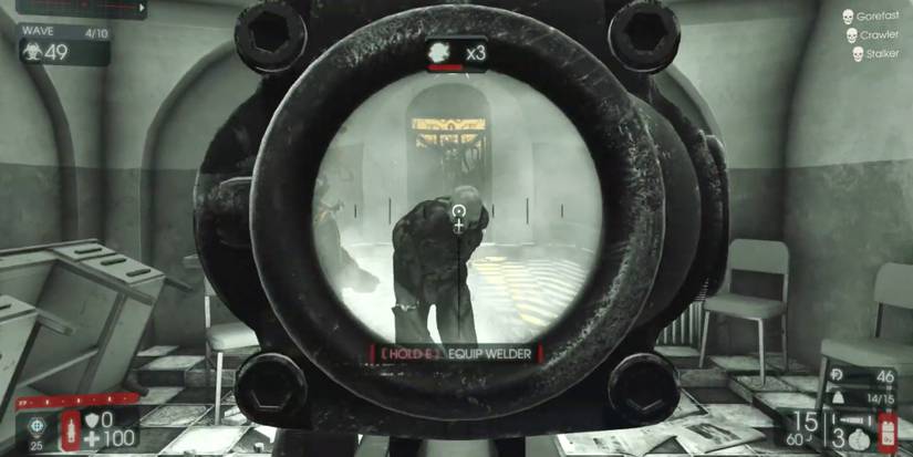 Killing Floor 2 - Sharpshooter - Player aims at an enemy using a sniper rifle