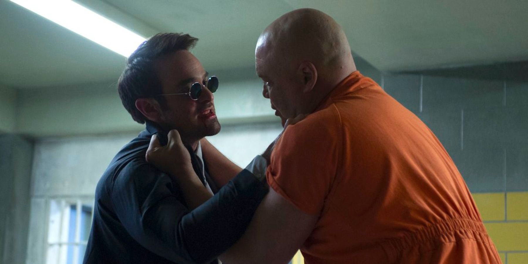 Kingpin grabs Matt Murdock in prison Daredevil