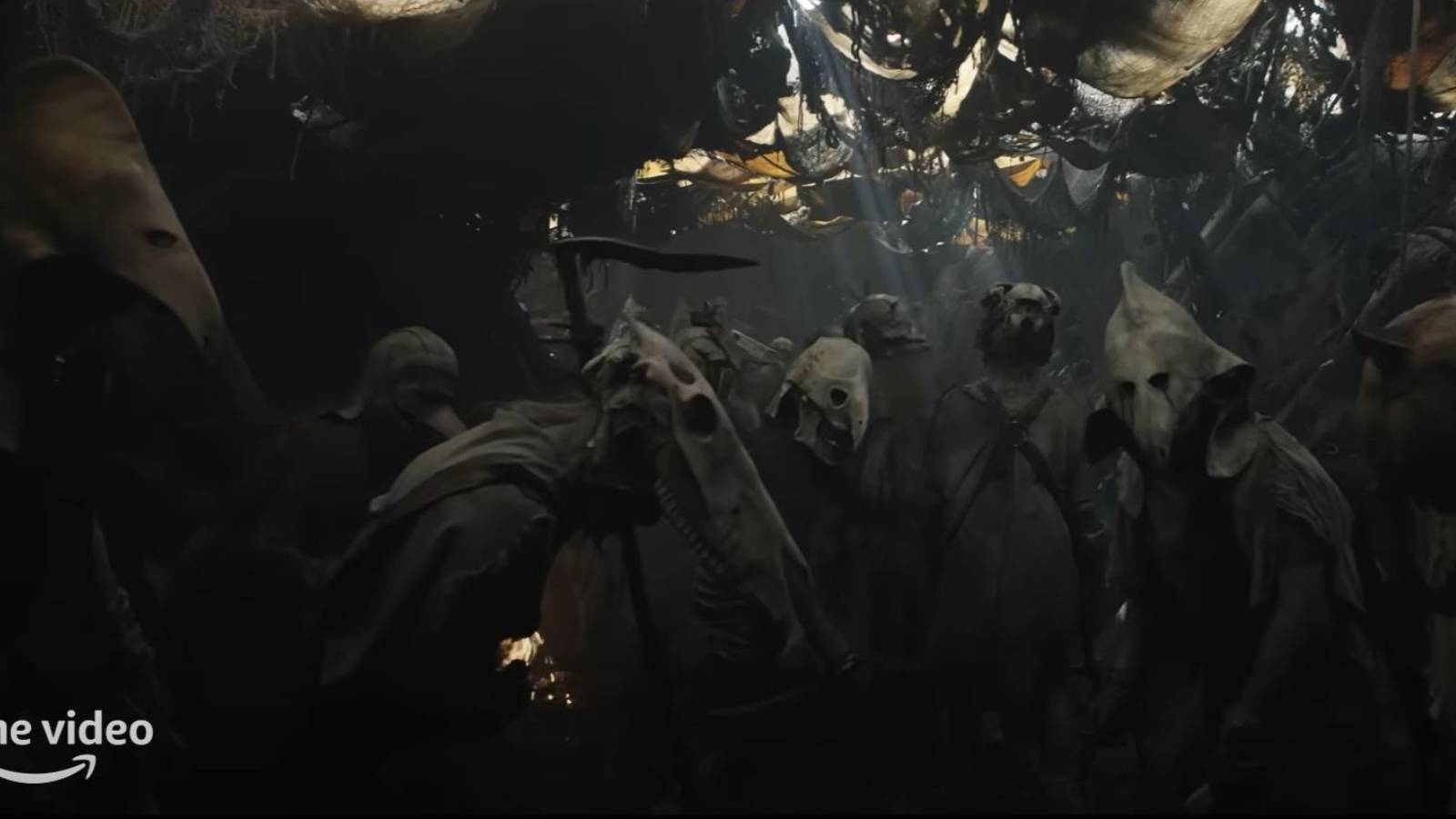 Plague doctor figures rings of power