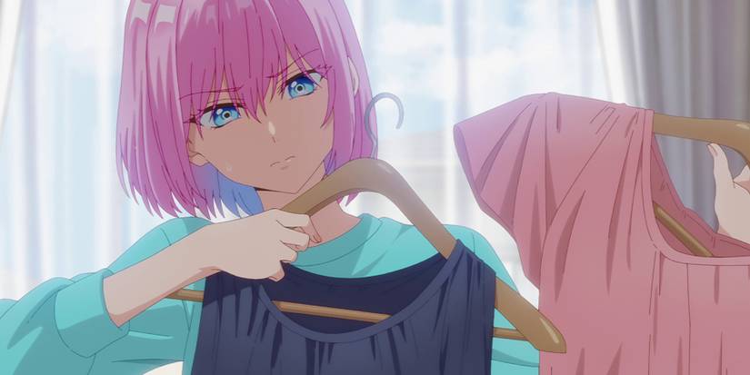 Shikimori Middle School Picking Outfits - Shikimori's Not Just a Cutie Episode 11