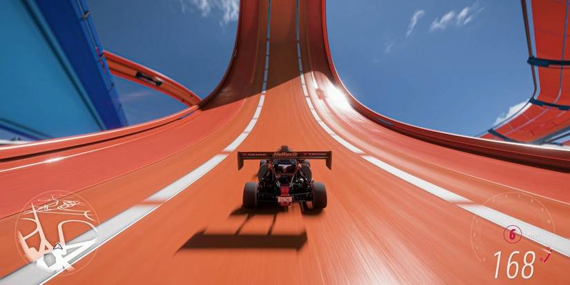 Sierra Cars #23 Yokohama Alpha (Hot Wheels) Forza Horizon 5 zipping down loop on track