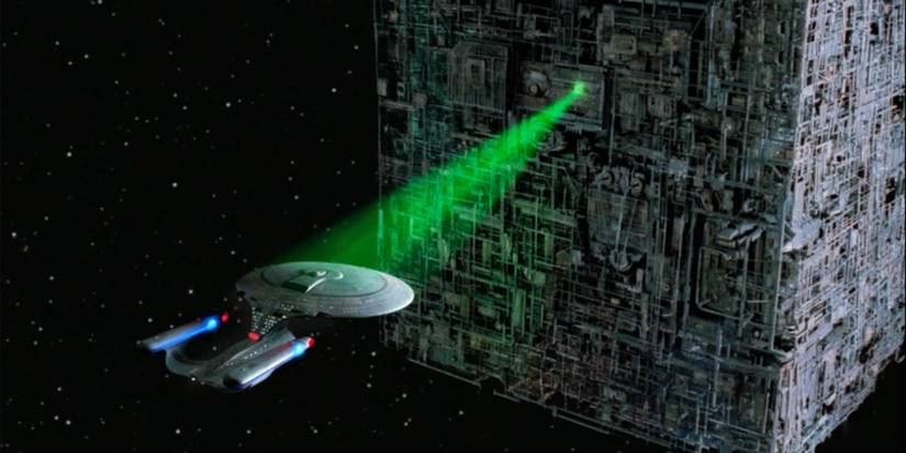 Star Trek borg attacking ship