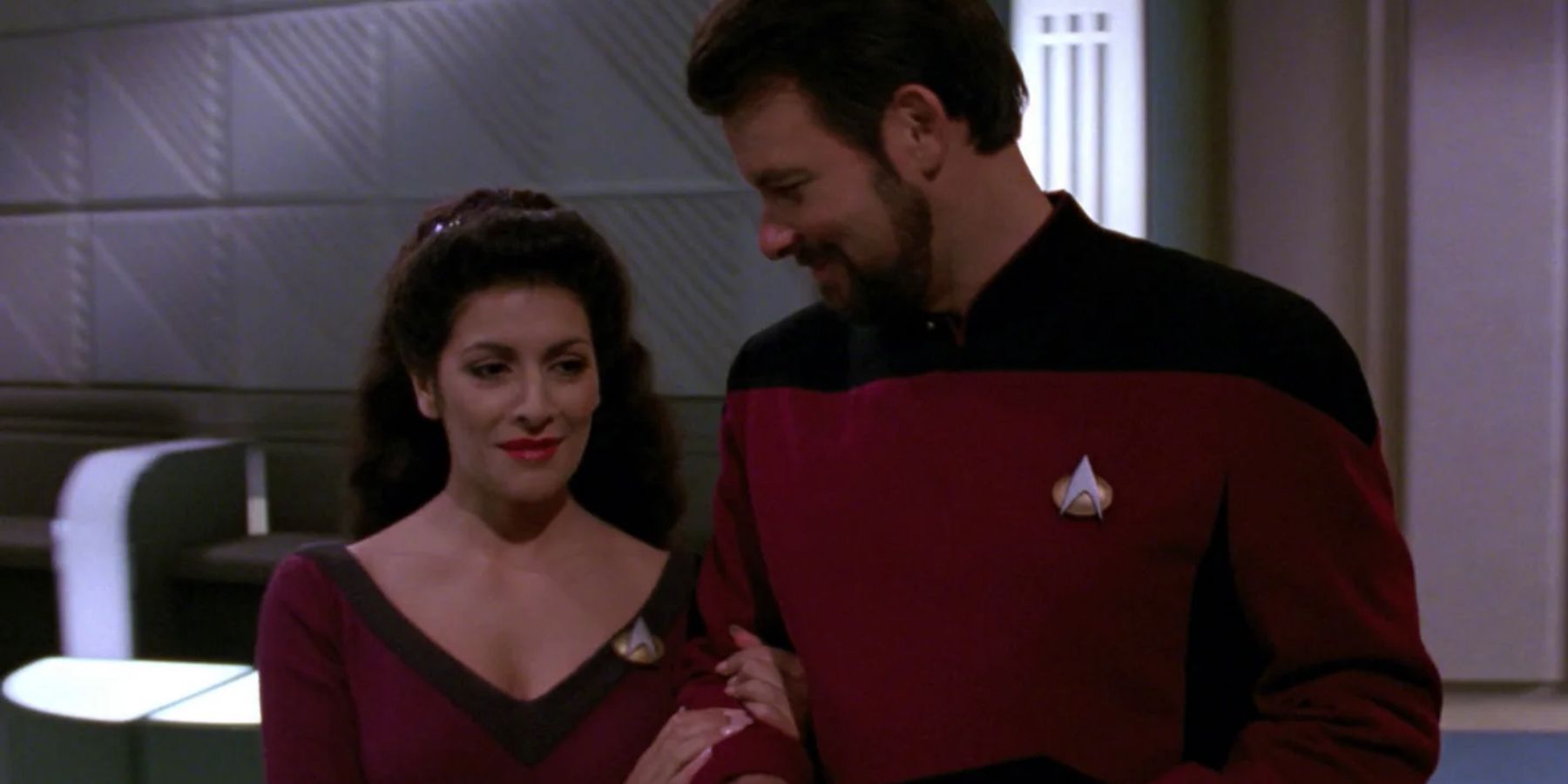 Star Trek troi and Riker
