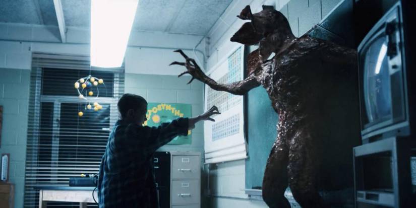 Eleven fights The Demogorgon in Stranger Things