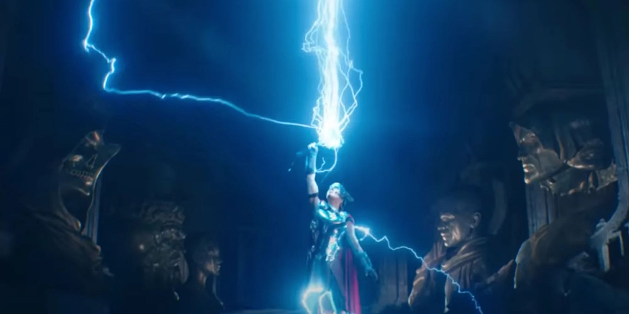 Jane summoning the power of Thor in the Gateway to Eternity in Love and Thunder