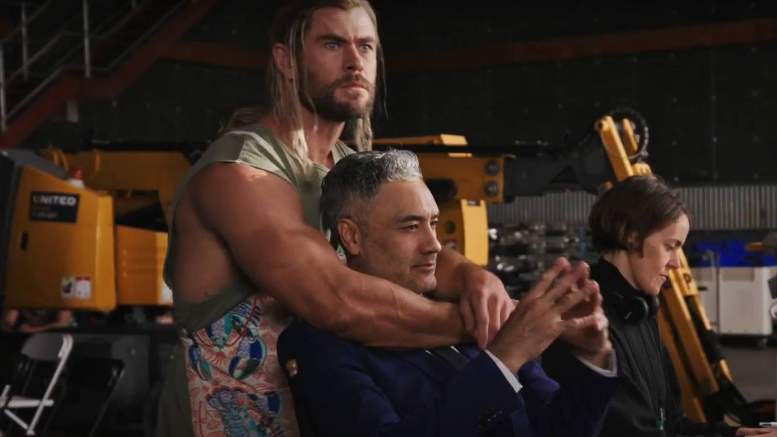 Chris Hemsworth Thor and Taika Waititi in Love and Thunder set