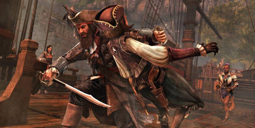 Blackbeard fights for his life against pirates