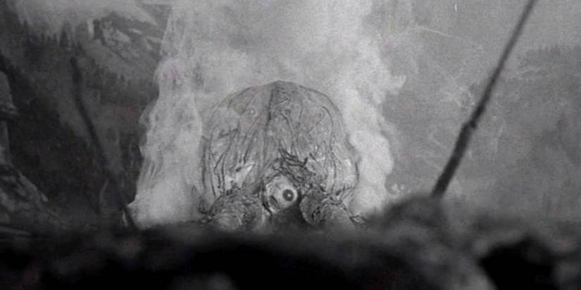 crawling-eye-monster Cropped