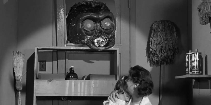 monster-that-challenged-the-world Cropped