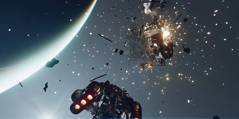 Image from Starfield showing one ship blowing up another just above a non-descript planet.