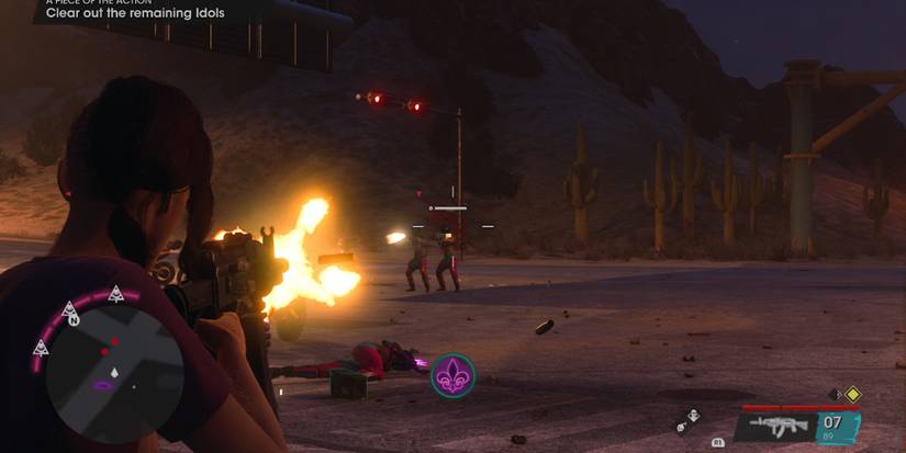Fighting enemies in Saints Row