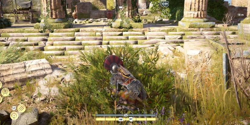 Alexios stealthed in some bushing as he sneaks on some enemies