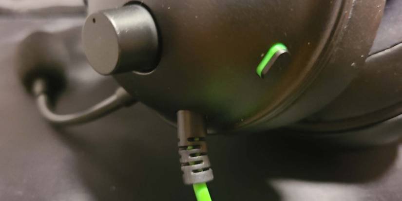 BlackSharkCloseupMuteButton