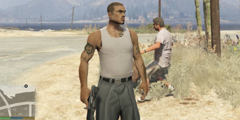 Cesar crosses a universe, standing on a beach in Sandy Shores