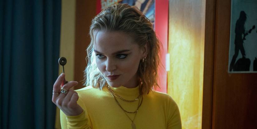 Eden With The Echo Key In Locke And Key