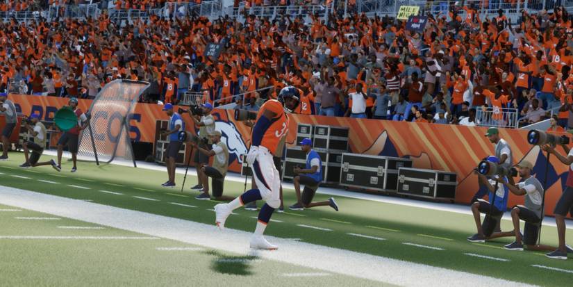 Madden NFL 23 Defensive Player Celebrating In Ultimate Team