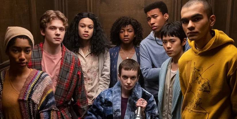 The-midnight-club-elevator