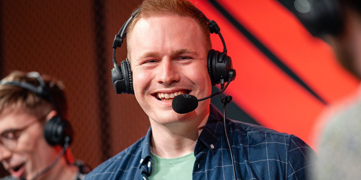 Broxah working as a caster for a tournament