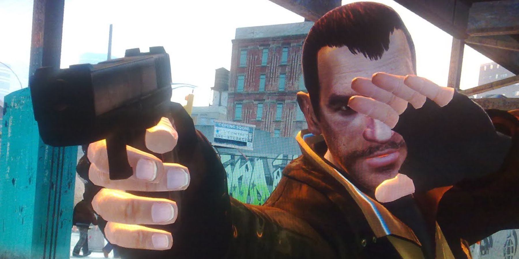 Niko shields his eyes before firing a pistol in GTA 4