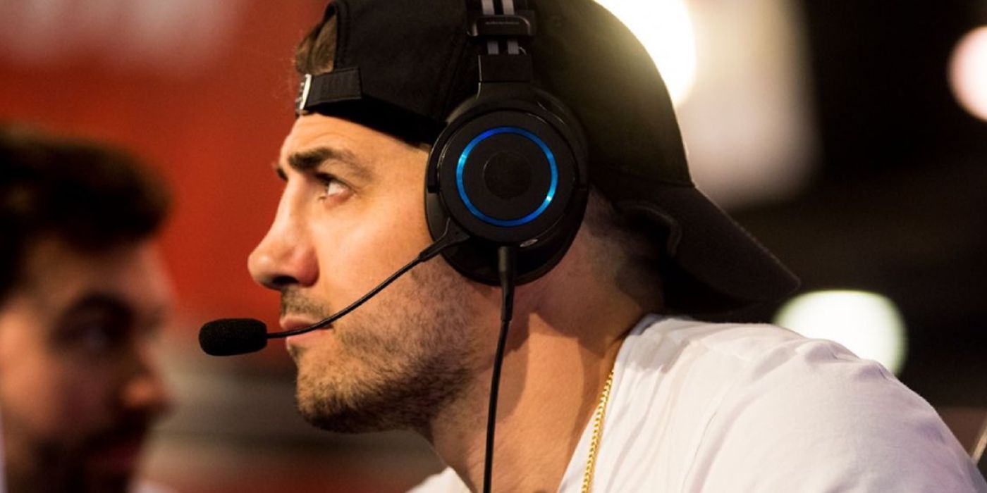 NICKMERCS playing in a tournament